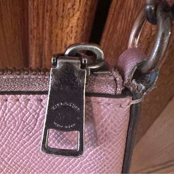 Coach messenger crossbody with hearts appliqué in Dusty Rose - Picture 8 of 16